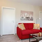 Ulmenschloesschen 13 *