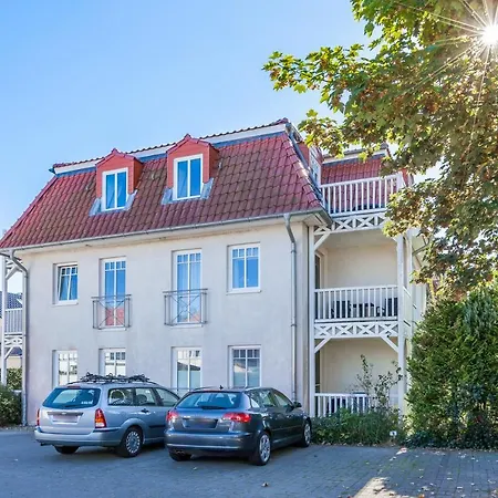Apartment Ulmenschloesschen 13 Kuehlungsborn